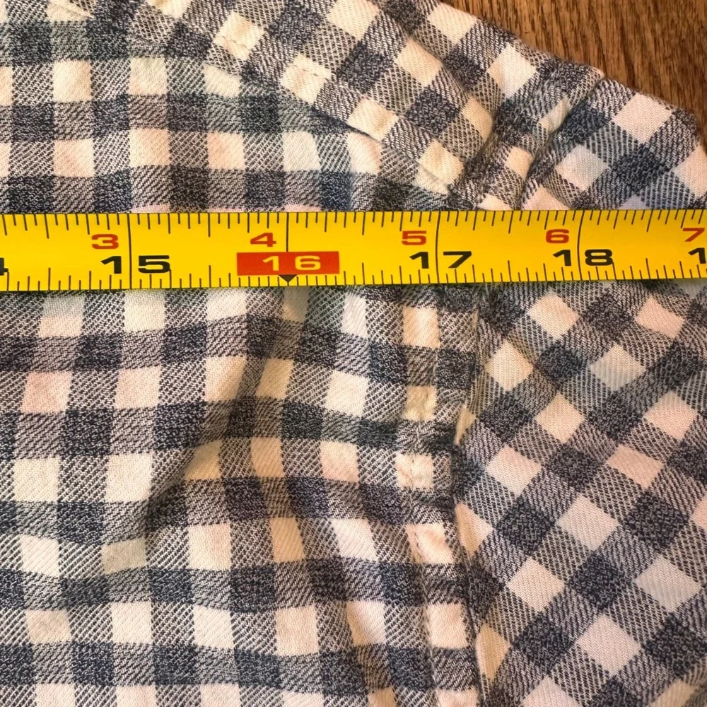 Banana Republic Luxe Flannel Button Up Mens L Camden Fit Gingham Grey Casual